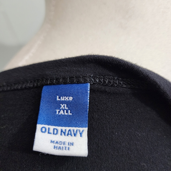 Old Navy Black V Neck Tank Top - Picture 8 of 9